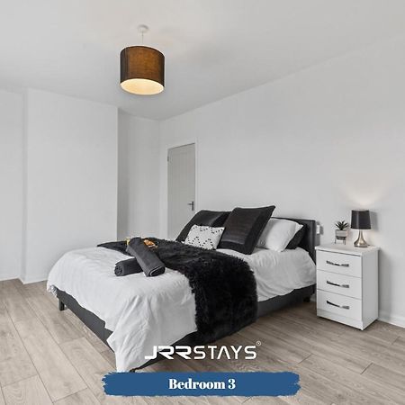 Nuneaton - Ideal 3 Bedroom, Wi-Fi Parking, Sleeps 6 - Jrr Stays Exterior photo