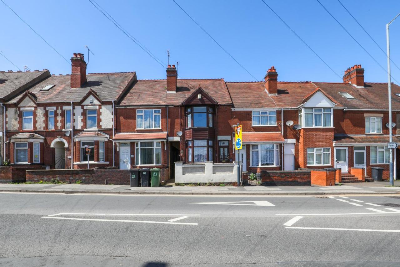 Nuneaton - Ideal 3 Bedroom, Wi-Fi Parking, Sleeps 6 - Jrr Stays Exterior photo